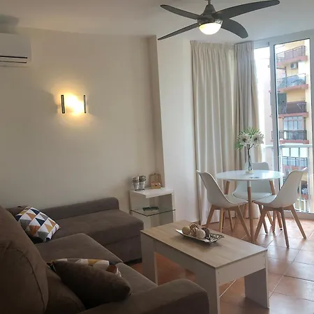 Apartment En Primera Linea De Playa, Playamar