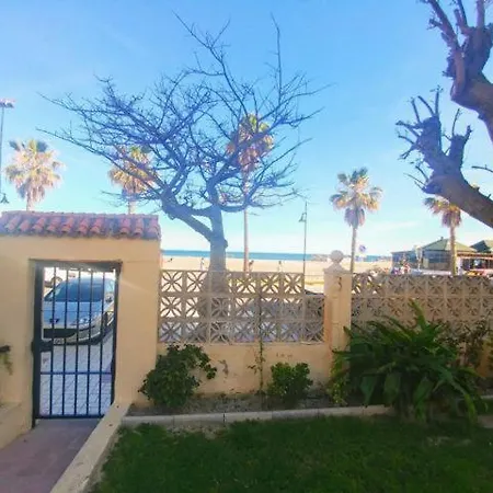Apartment En Primera Linea De Playa, Playamar Torremolinos